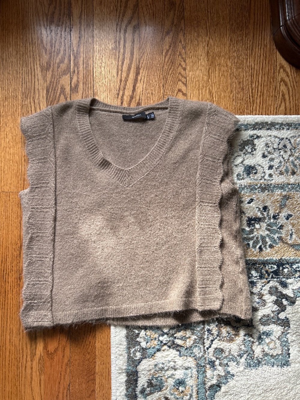 Vero Moda Women’s Beige Sweater Vest